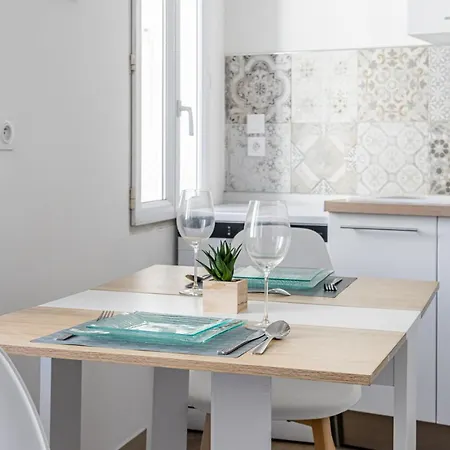 Grand Studio Dans Le Centre - 3e Etage * La Seyne-sur-Mer